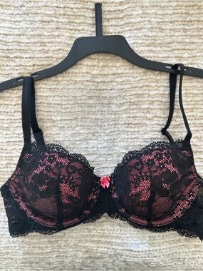 Victoria Secret Black Lace Underwire Bra with Pink Lining